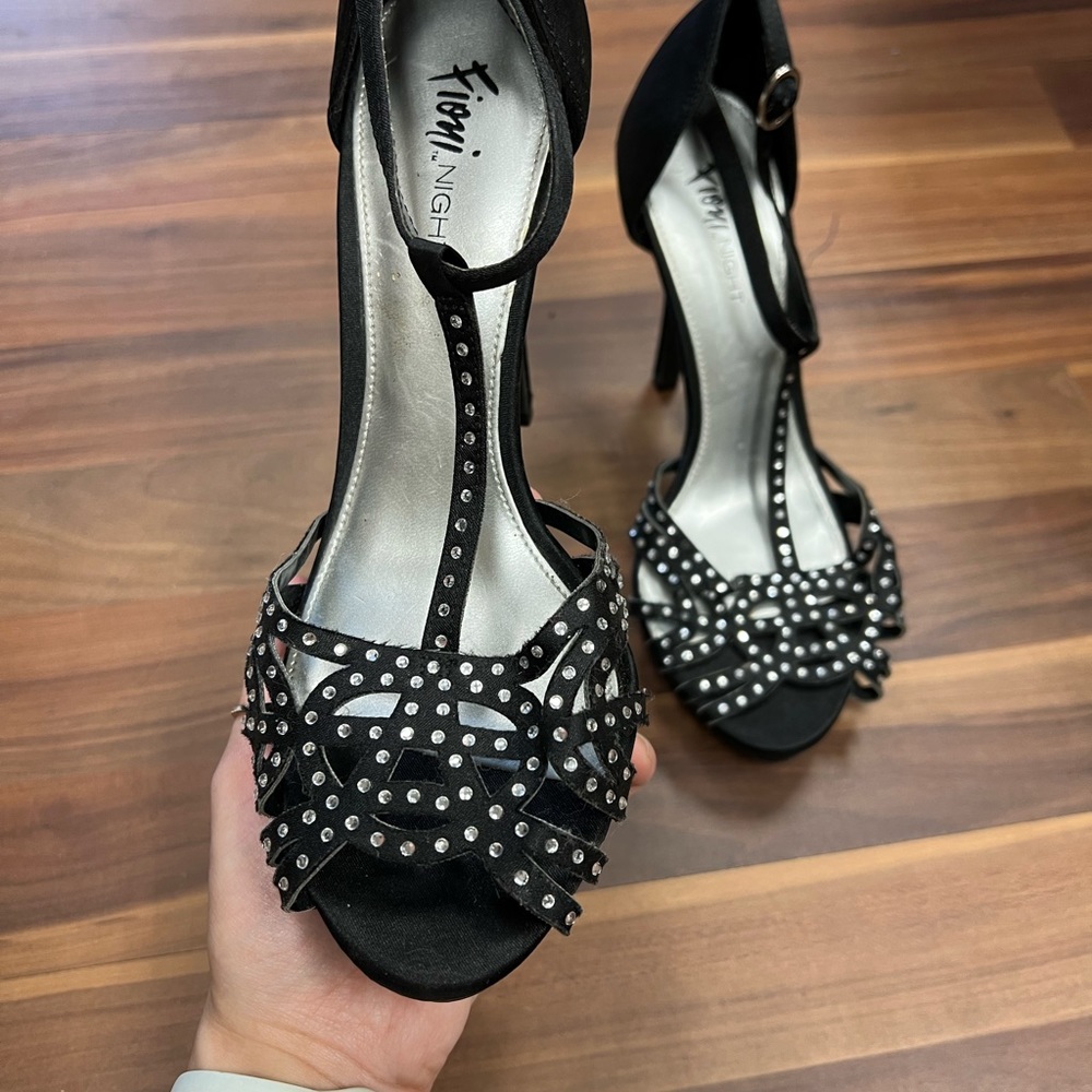 Open toed heels